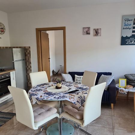 Apartman Luka Banjole Exterior foto